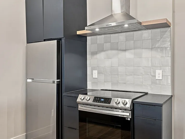1090 Haysboro Ave #113 — Photo 11