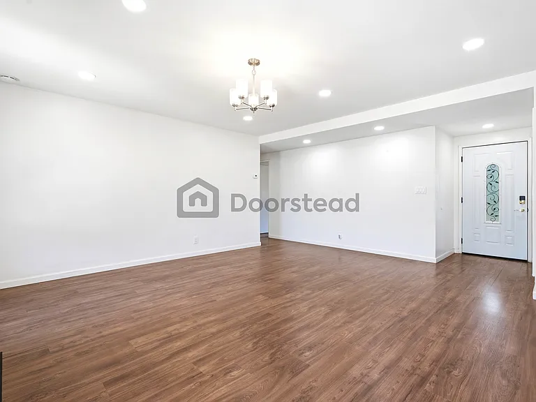 2351 New Jersey Ave — Photo 12