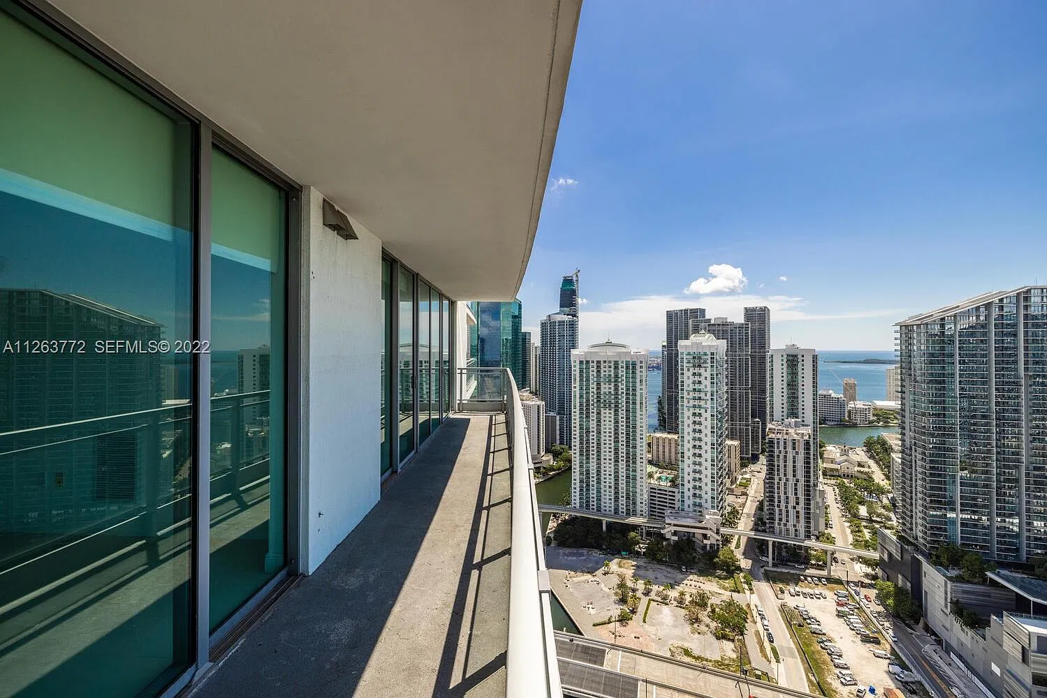 2 bed, 1110 sqft, $4,100 — Photo 2