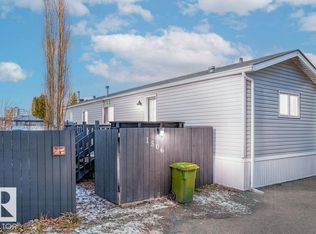 1506 Lakeview Rd, Strathcona County, AB T8H1M1