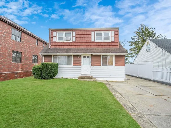 175 Arthur Avenue, Floral Park, NY 11001