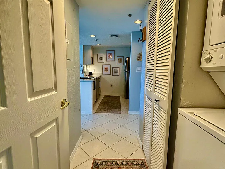 1801 N Flagler Dr #718 — Photo 16
