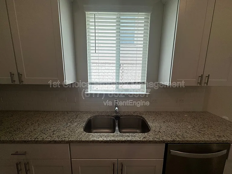 8132 Cedar Lake Ln — Photo 25