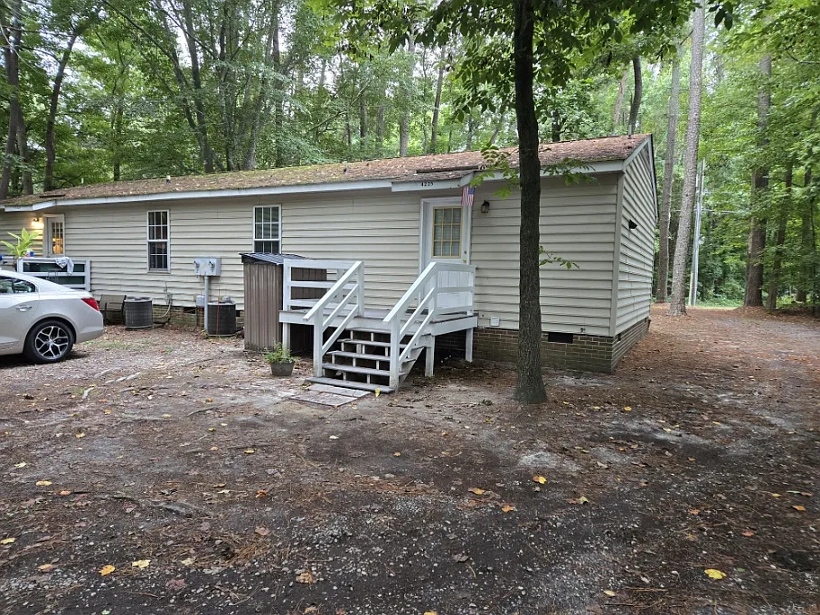 2 bed, 720 sqft, $1,300 — Photo 3