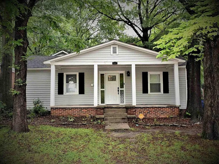 806 S Woodrow St — Photo 1