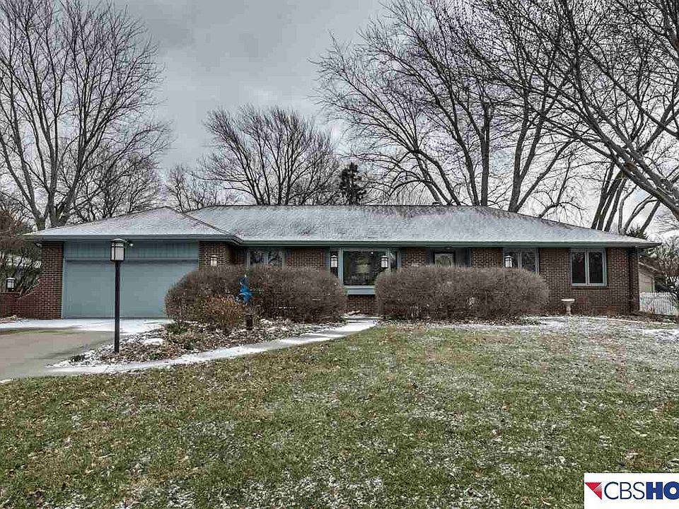 1st image of 5315 Oak Hills Dr