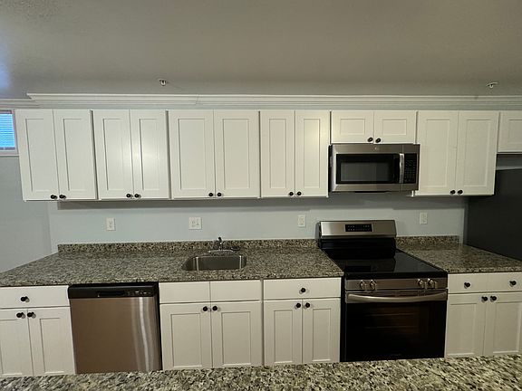5th image of 216 N State St APT 4