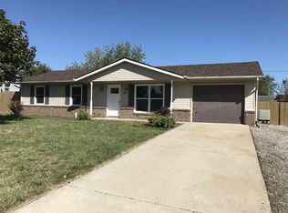 512 Creek Dr, Bluffton, IN 46714