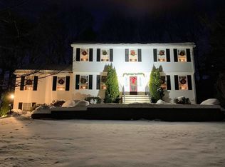 7 Norwich Ln, Methuen, MA 01844