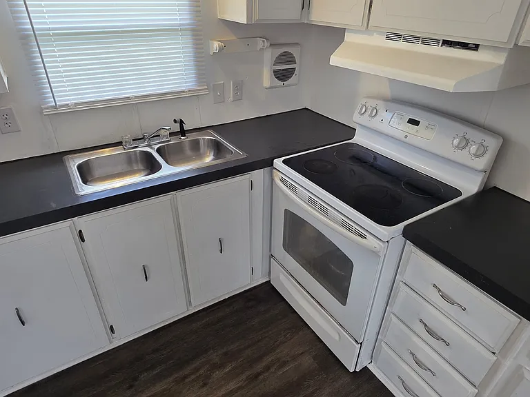 8364 Cedar St #14 — Photo 6