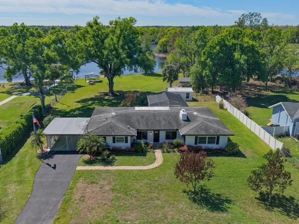 421 E County Line Rd, Lutz, FL 33549