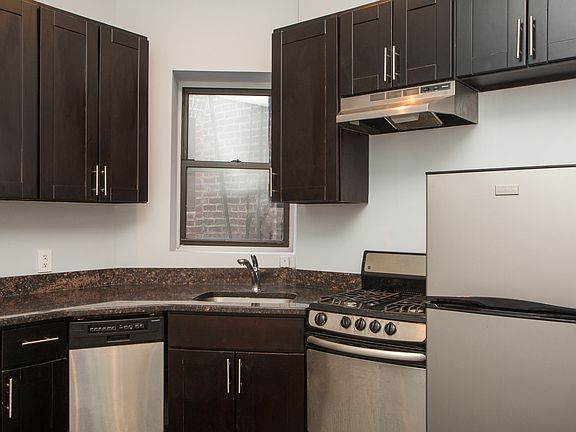 4th image of 322 W 49th St #5FW1