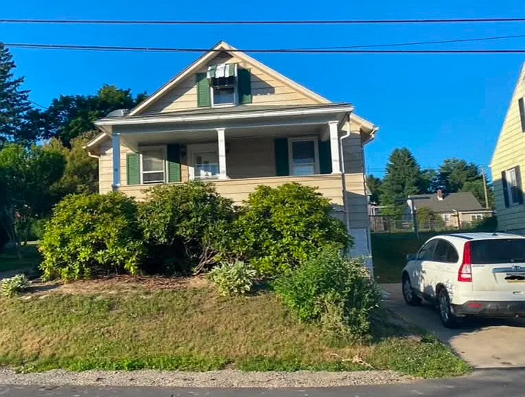 14 Jackson St — Photo 1