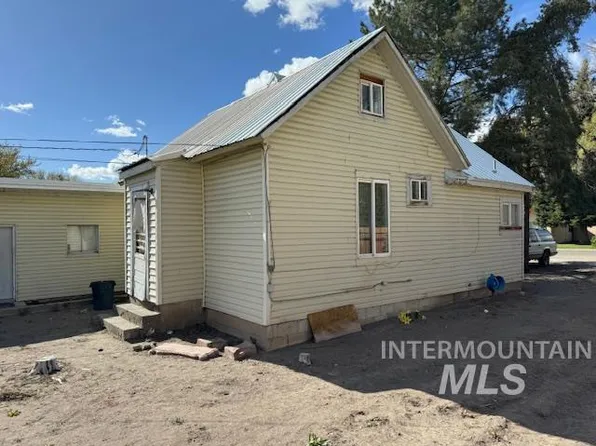 509 1st St, Rupert, ID 83350