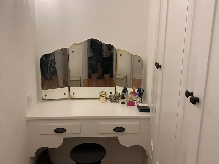 420 S Detroit St #8 — Photo 14