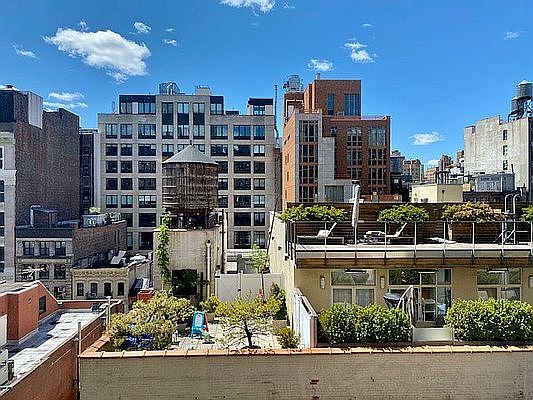 1st image of 120 W 21st St APT 1012