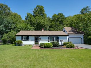 20 Ledgewood Dr, Burlington, MA 01803