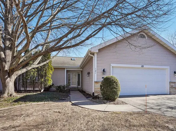 121 North Oak Grove Drive #17, Madison, WI 53717