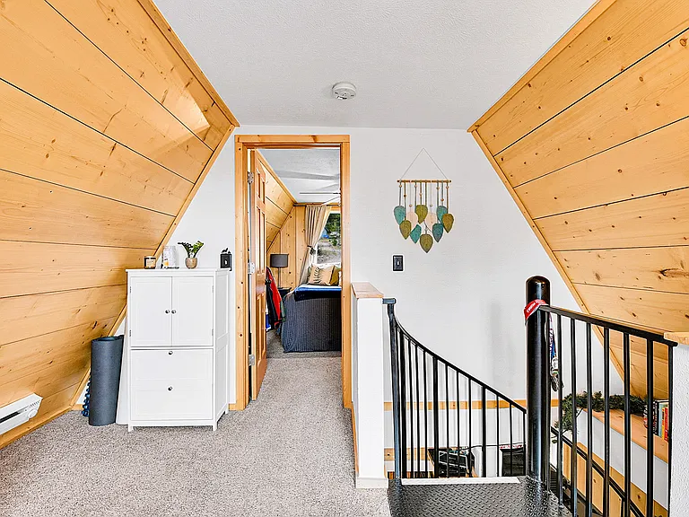 130 Deer Rd — Photo 18