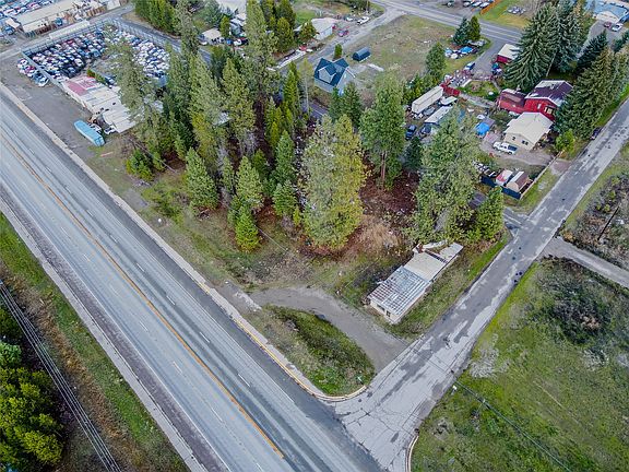 2nd image of 36811 Highway 2