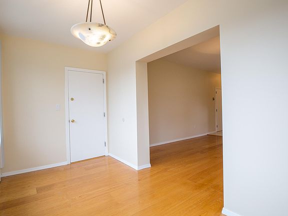 4th image of 15 Schoharie St #1A