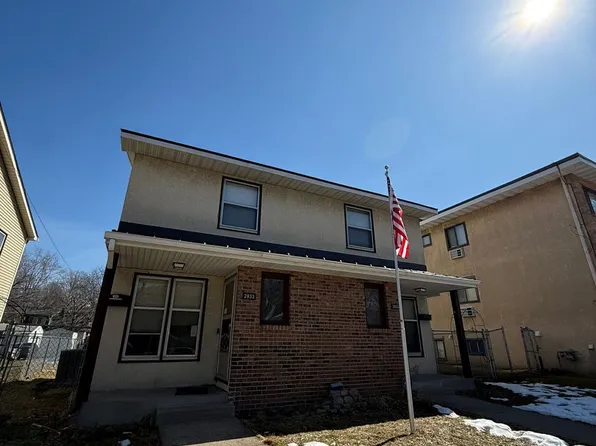 2833 31st Ave S, Minneapolis, MN 55406