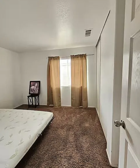 15112 Brown Ln — Photo 1