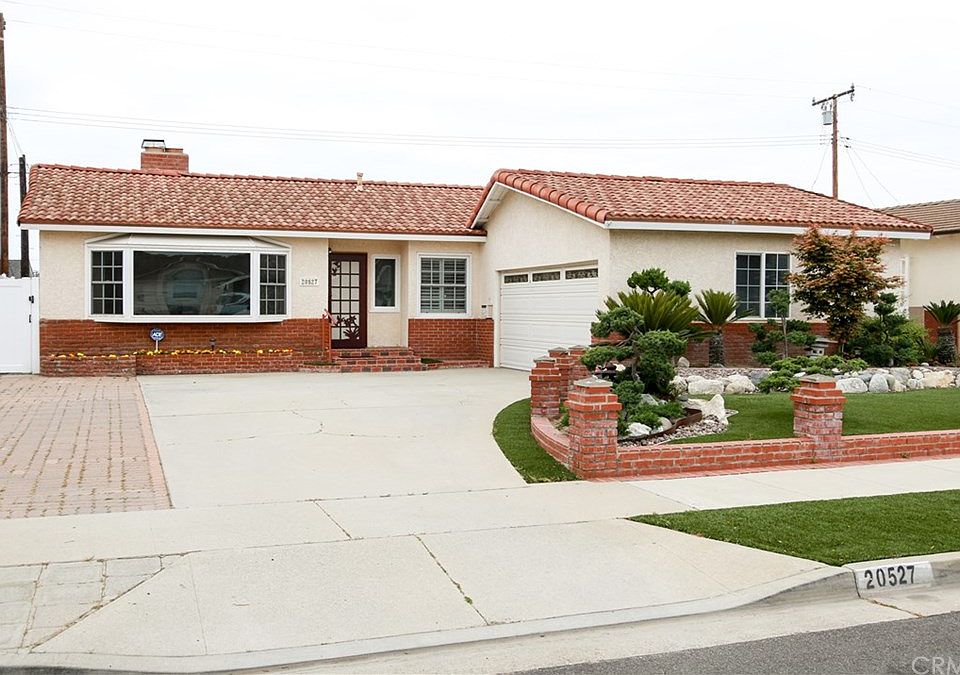 1st image of 20527 Eastwood Ave