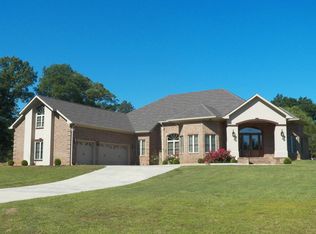 25 Valleydale Cv, Columbus, MS 39702