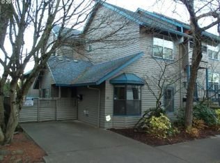1451 SW Montgomery St, Portland, OR 97201