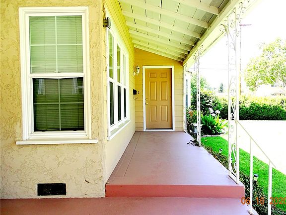 3rd image of 531 N Orchard Dr