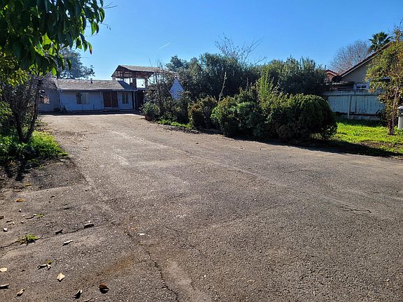 2nd image of 270 Southside Dr