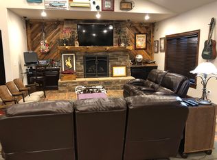 1331 Morado Dr, Casper, WY 82609