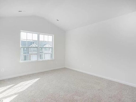 5th image of 1154 Evelynnview Ln #1
