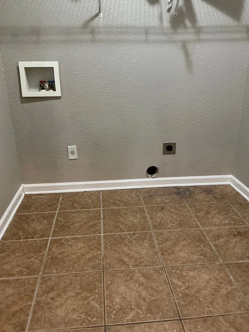 Coming Soon... 110 Richmond Dr. - Medina — Photo 4