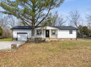 253 Pleasant View Rd, White Bluff, TN 37187