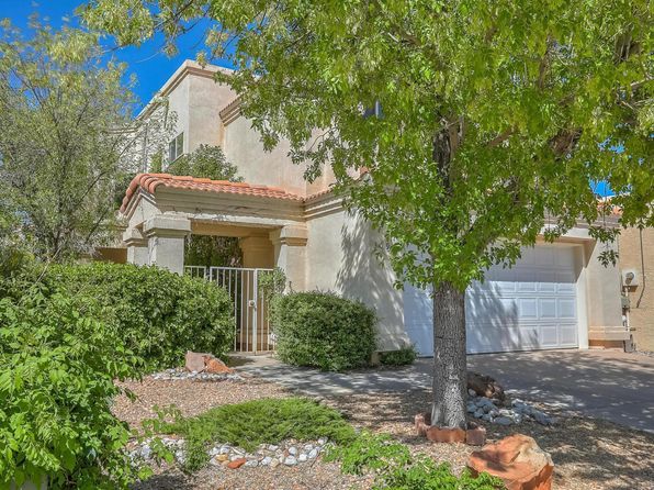 3093 La Mirage Ct SE