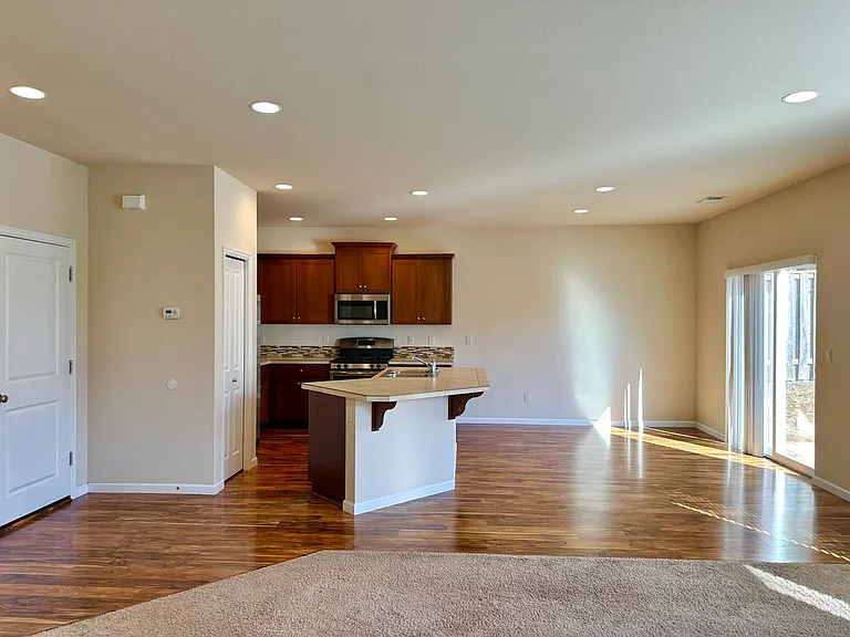2671 Laura Vista Dr NW — Photo 36