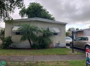 650 NW 214th Ave, Hollywood, FL 33029