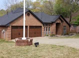 3507 Oak Knoll Dr, Tyler, TX 75707
