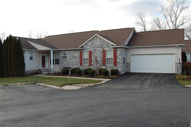 821 W Fox Hound Chase, Glen Mills, PA 19342 Zillow