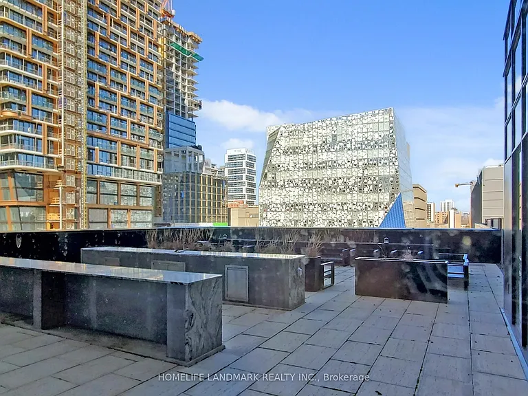20 Edward St #1419 — Photo 31