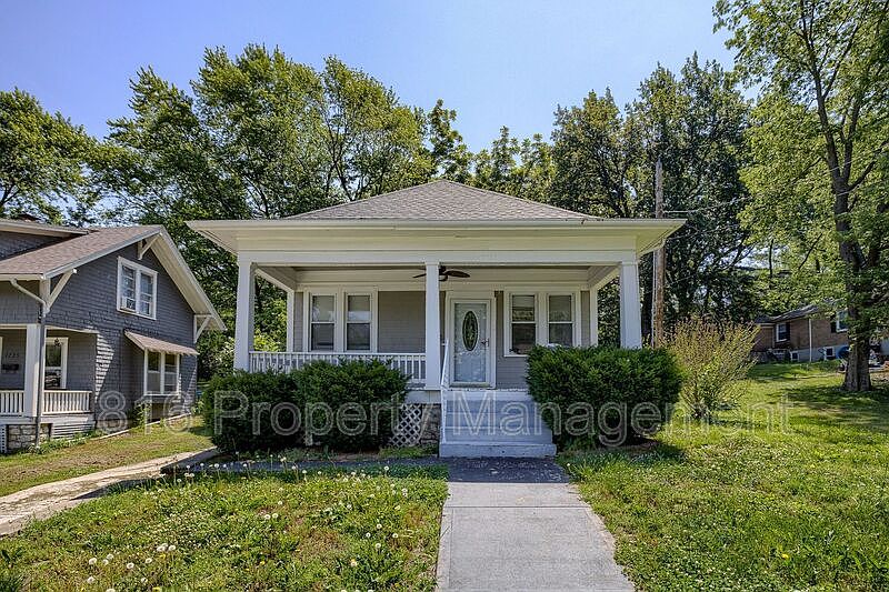 1st image of 1729 S Claremont Ave