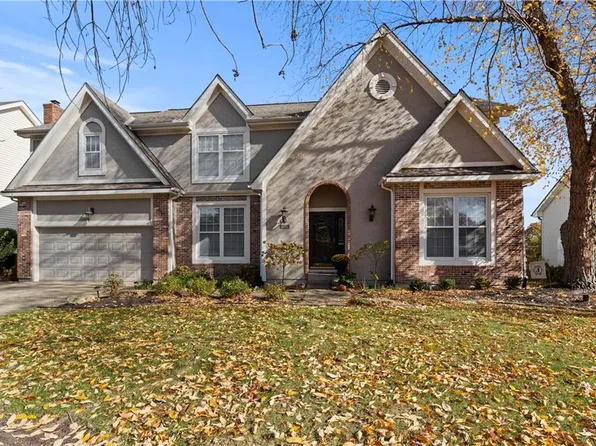 12721 Grandview St, Overland Park, KS 66213
