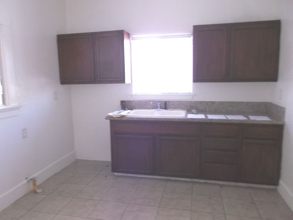 1st image of 3552 Gage Ave