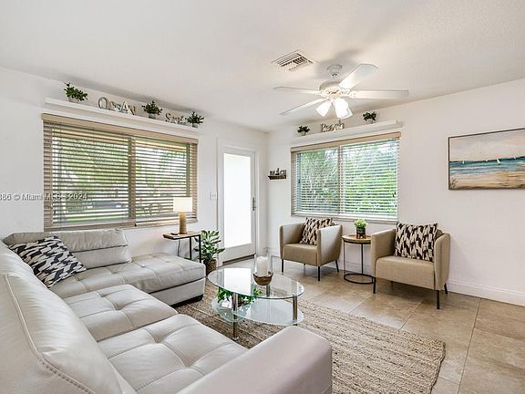 5th image of 2717 SW 46th St
