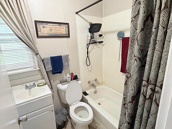 5th image of 122 Maitre St