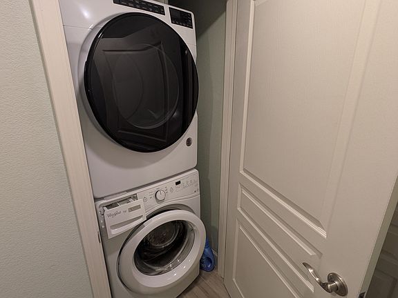 4th image of 1150 Karby Ter Unit 101