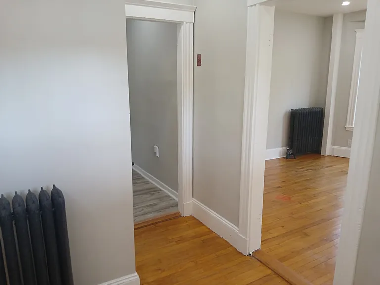 90 Edgemere Rd — Photo 36