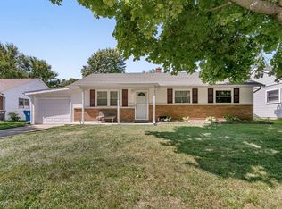 327 Robinson Dr, Morris, IL 60450